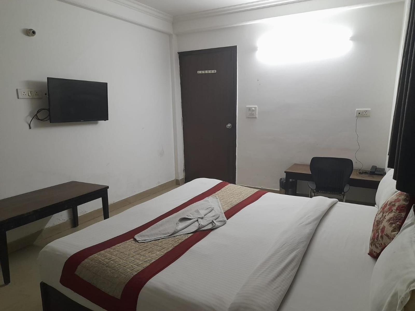 Hotel Airport Aditya Inn Neu-Delhi Exterior foto